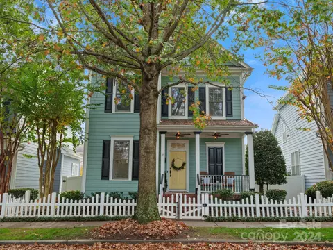 432 Third Baxter St, Fort Mill, SC 29708 photo 2