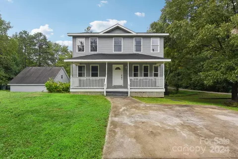 1829 Eagles Nest Dr, York, SC 29745