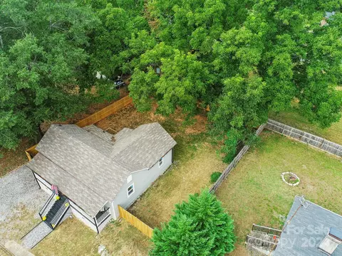 View/Area - 302 Spring St, Union, SC 29379 photo 9 of 9