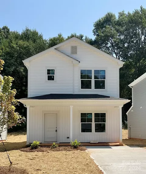 1132 Locust St, Mooresville, NC 28115