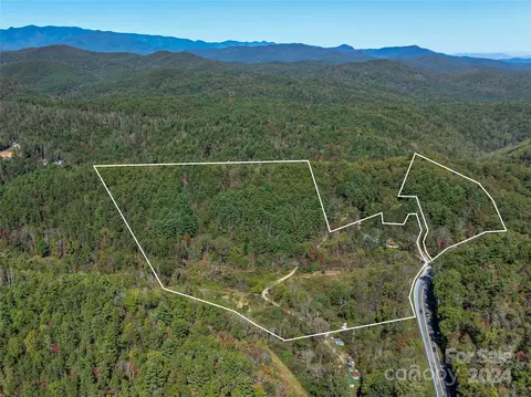 99999 Yager Farms Rd, Lake Toxaway, NC 28747