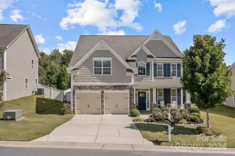 3418 Streamside Dr, Davidson, NC 28036