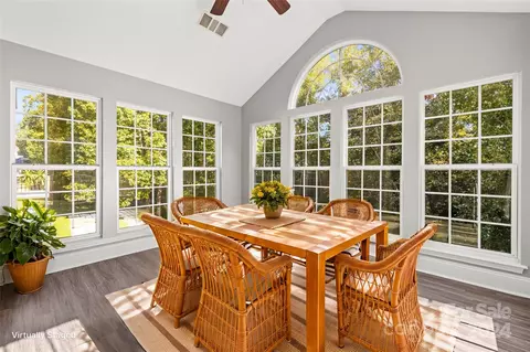 138 Winterbell Dr, Mooresville, NC 28115