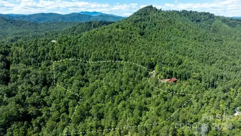 2204 Quiet Creek Ln, Collettsville, NC 28611