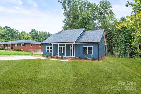 820 Shaver St, Salisbury, NC 28144