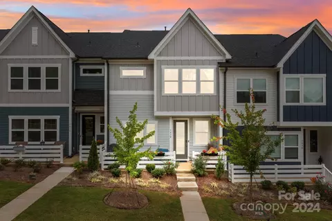 143 Forest Lake Boulevar Blvd #D, Mooresville, NC 28117