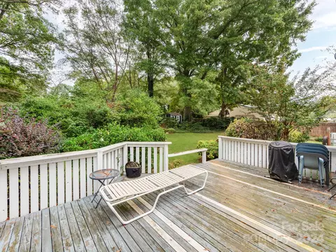 Exterior - 11214 Sudbury Rd, Davidson, NC 28036 photo 5 of 7