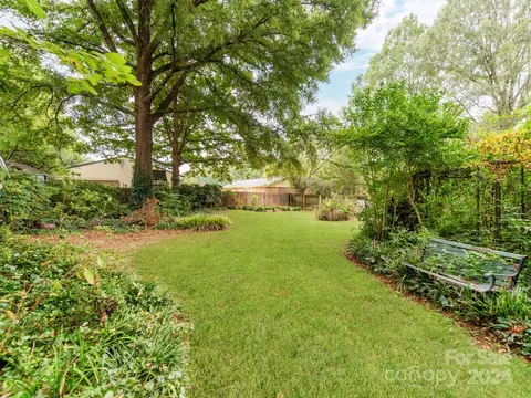 Exterior - 11214 Sudbury Rd, Davidson, NC 28036 photo 7 of 7