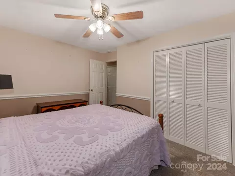 Bedroom - 11214 Sudbury Rd, Davidson, NC 28036 photo 5 of 7