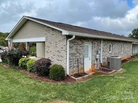 505 2nd Street Ne E4 Pl NE #E4, Conover, NC 28613 photo 4