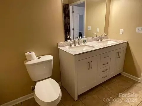 505 2nd Street Ne E4 Pl NE #E4, Conover, NC 28613 photo 13