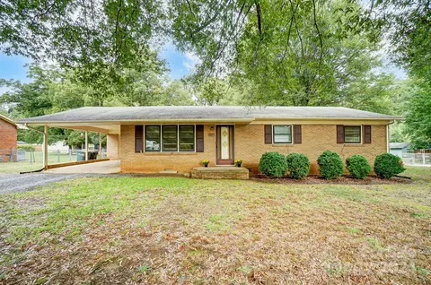 2511 Arnold Dr, Monroe, NC 28110
