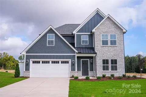 3065 Swallowtail Ln, Kannapolis, NC 28083