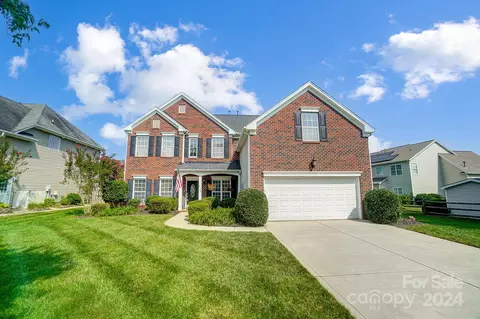6156 Maple Leaf Ave, Harrisburg, NC 28075