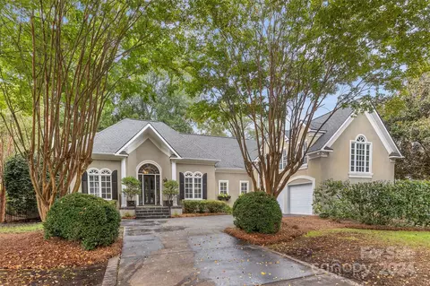 808 Hungerford Pl, Charlotte, NC 28207