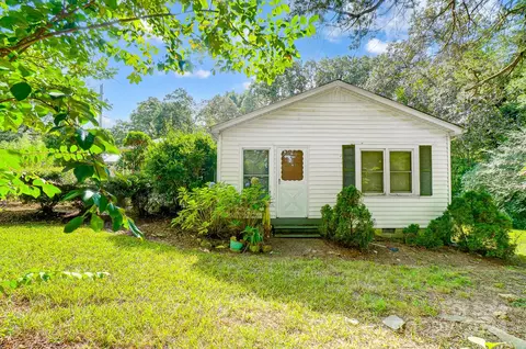 17151 Frog Pond Rd, Oakboro, NC 28129