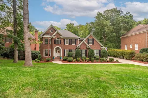 10326 Scott Gate Ct, Charlotte, NC 28277