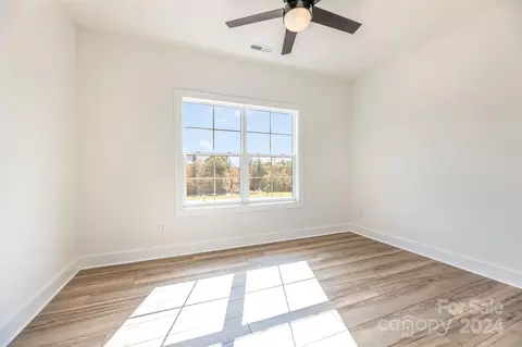 150 Galliher Rd, Harmony, NC 28634 photo 17
