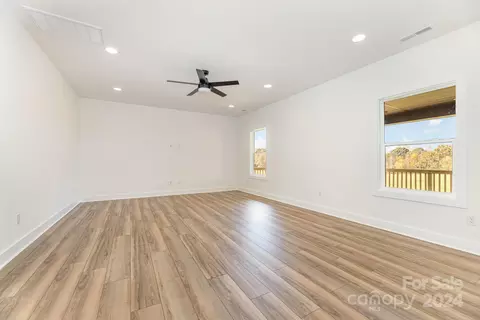 150 Galliher Rd, Harmony, NC 28634 photo 10