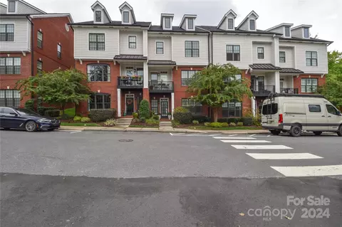 535 Griffith Village Ln, Davidson, NC 28036