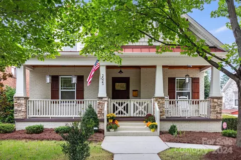 2625 Commonwealth Ave, Charlotte, NC 28205