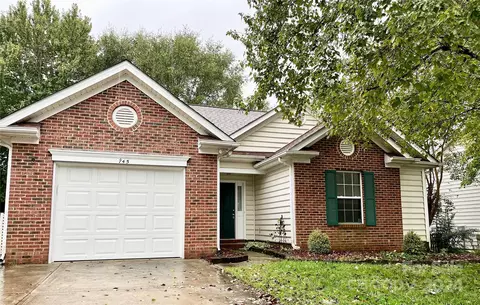 745 Bradberry Ln, Indian Trail, NC 28079