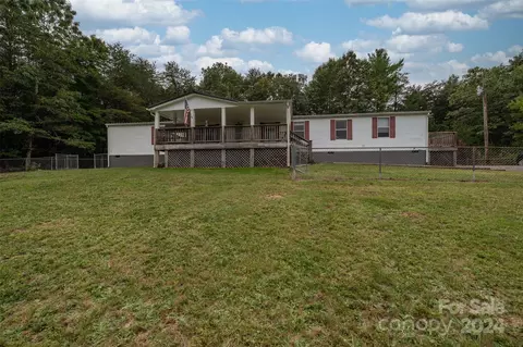 3410 Yang Her Rd, Morganton, NC 28655