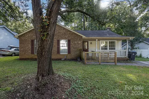 6825 Shiloh Ridge Ln, Charlotte, NC 28212