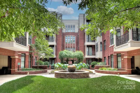 2810 Selwyn 120 Ave #120, Charlotte, NC 28209