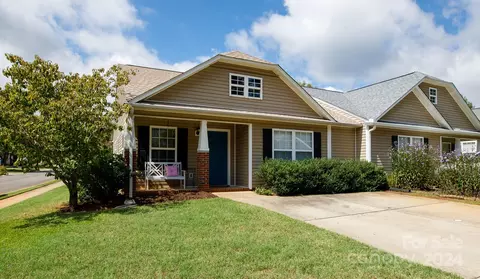1611 Clemmon Sanders Cir, Rock Hill, SC 29732