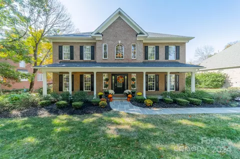 9731 Linksland Dr, Huntersville, NC 28078