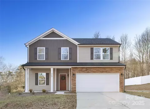 249 Robinson Clemmer Rd, Dallas, NC 28034