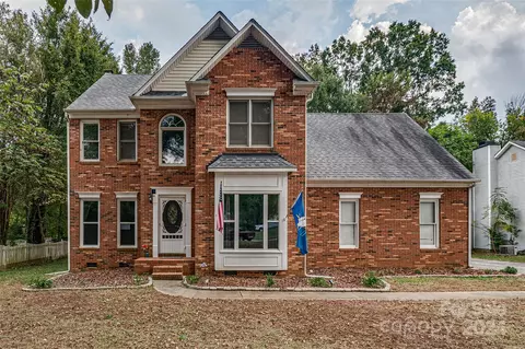1615 J Shreffler Ct, Kannapolis, NC 28081