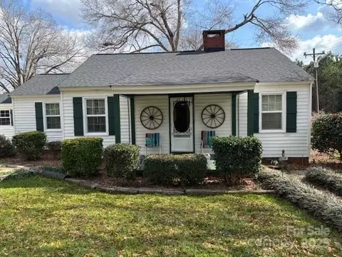 949 Grace Ave, Lancaster, SC 29720