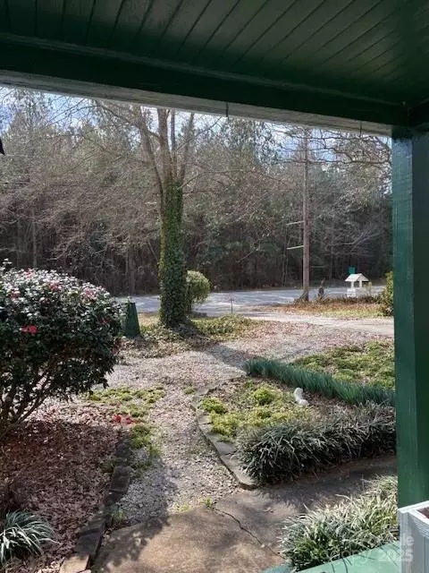 949 Grace Ave, Lancaster, SC 29720 photo 5