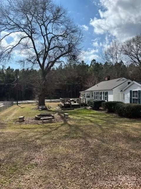 949 Grace Ave, Lancaster, SC 29720 photo 8