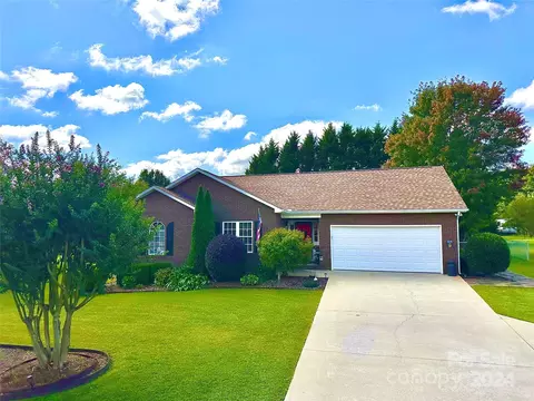 261 Scotts Creek Rd, Statesville, NC 28625
