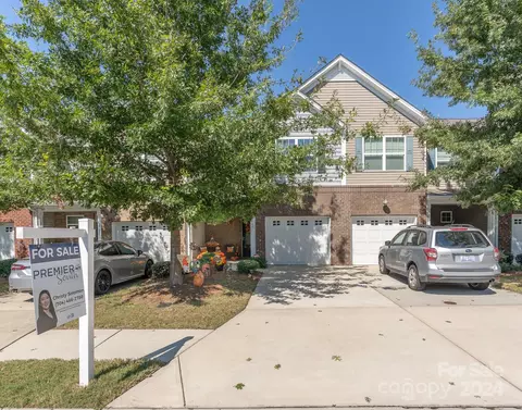 2785 Sawbridge Ln, Gastonia, NC 28056
