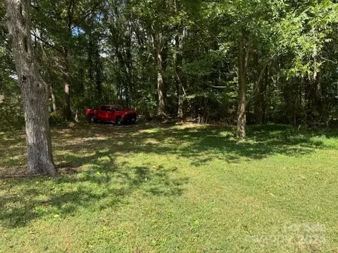 00 N Oakwood St, Gastonia, NC 28052