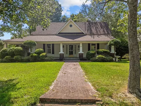 405 7th St, Spencer, NC 28159