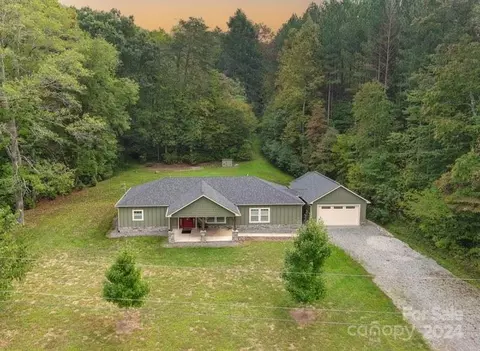 363 Wilkerson Way, Marion, NC 28752 photo 2