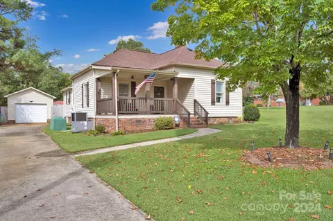 410 Gaddy St, Kannapolis, NC 28081
