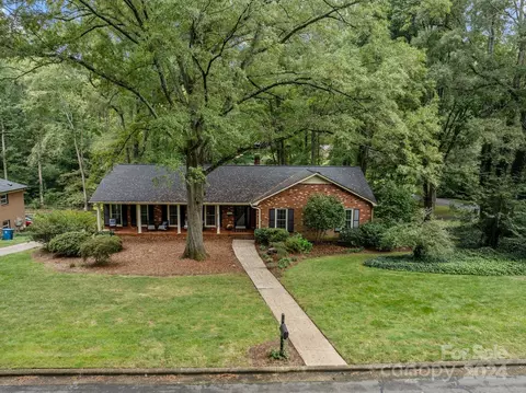 342 Camelot Dr, Salisbury, NC 28144