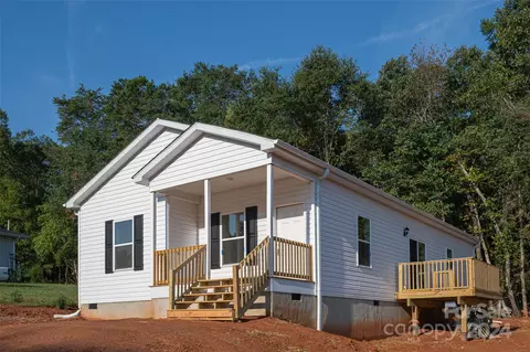 153 Shadowgate Dr, Forest City, NC 28043