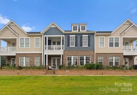 416 Hyco Ct, Davidson, NC 28036