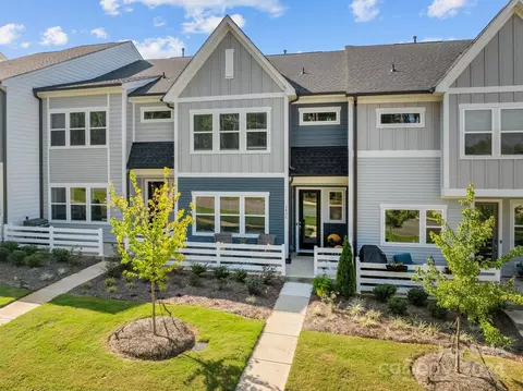 143 Forest Lake C Blvd #C, Mooresville, NC 28117