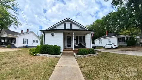 403 E 11th St, Kannapolis, NC 28083