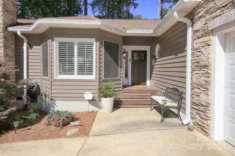 4672 Trails End Rd, Denver, NC 28037 photo 2