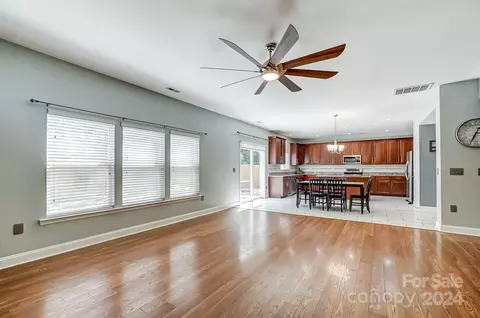 514 Nanny Point Dr, Monroe, NC 28110 photo 10