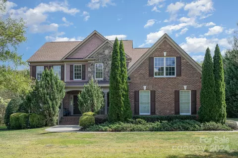 2008 Groves Edge Ln, Waxhaw, NC 28173